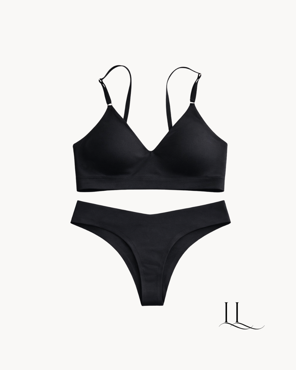 Conjunto de lingerie preta ELLEVE com top e calcinha de ajuste perfeito. Conforto, leveza e design minimalista para o dia a dia. Compre na uselleve, loja oficial ELLEVE em uselleve.com.