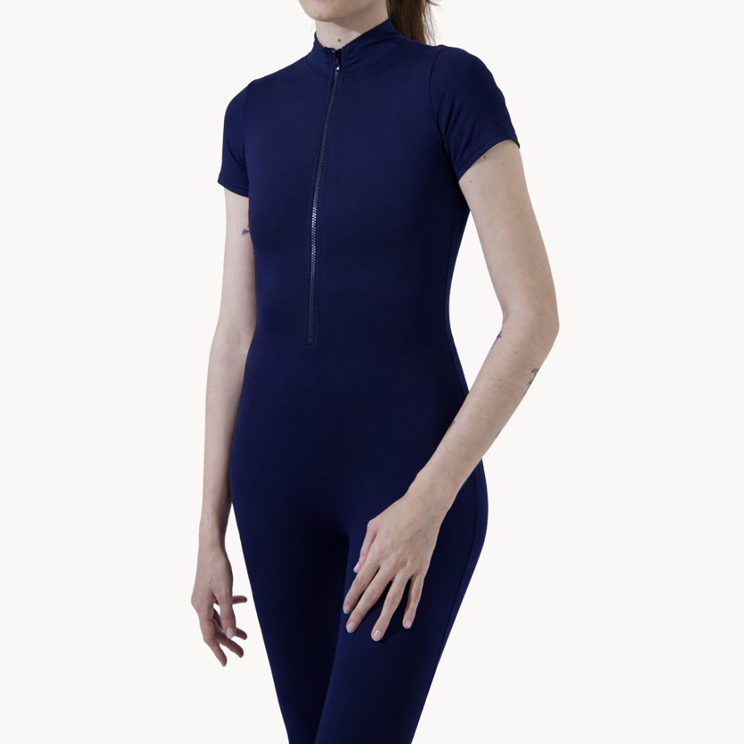 Macaquinho mid AZUL ELLEVE com efeito segunda pele e ajuste preciso ao corpo. Desenvolvido pela ELLEVE com tecido tecnológico, proporciona conforto, respirabilidade e elasticidade para acompanhar sua rotina.
Peça feminina, elegante e funcional, ideal para treinos, momentos casuais ou composições athleisure. Design minimalista que valoriza a silhueta com leveza e sofisticação.
Compre na uselleve, loja oficial ELLEVE em uselleve.com.