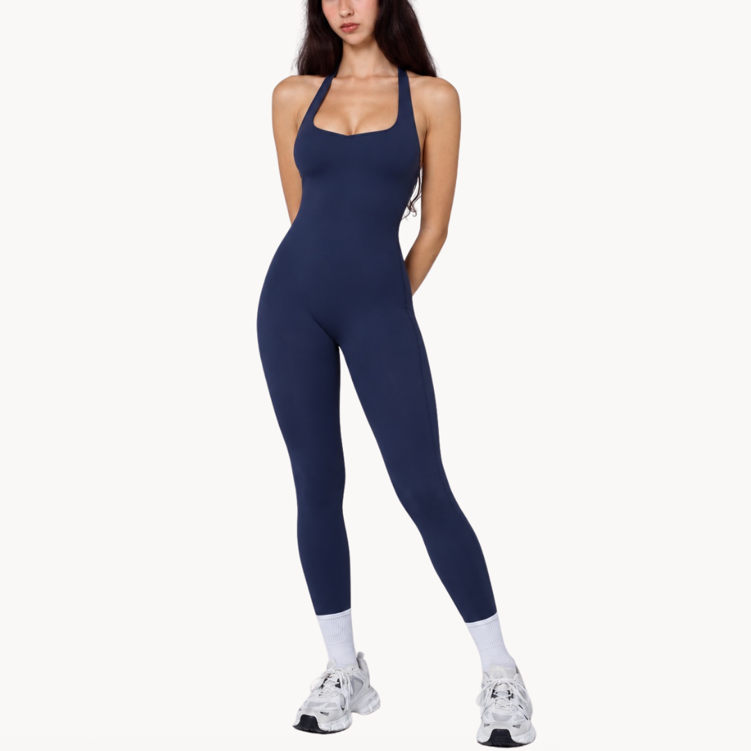 Macaquinho fitness feminino seamless azul estilo body halter, macacão fitness feminino para academia, treino, urbano, wellness, pilates e yoga, roupa fitness feminina com tecido tecnológico e modelagem ajustada da uselleve elleve elleve.com 